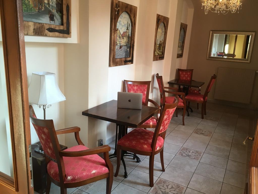 Pension & Restaurant Atmosféra Loket Bagian luar foto
